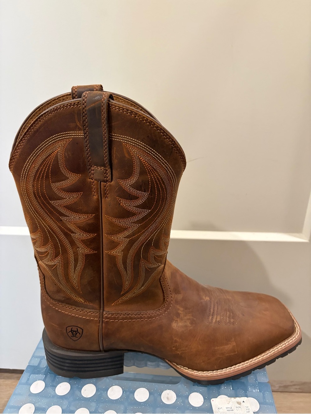 Ariat Brown Leather Western Cowboy Boots - Picture 2 of 5
